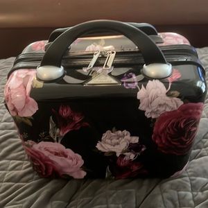 NWOT- Triforce Apex. Hardcover travel toiletries/makeup case. Sold at Dillard's.